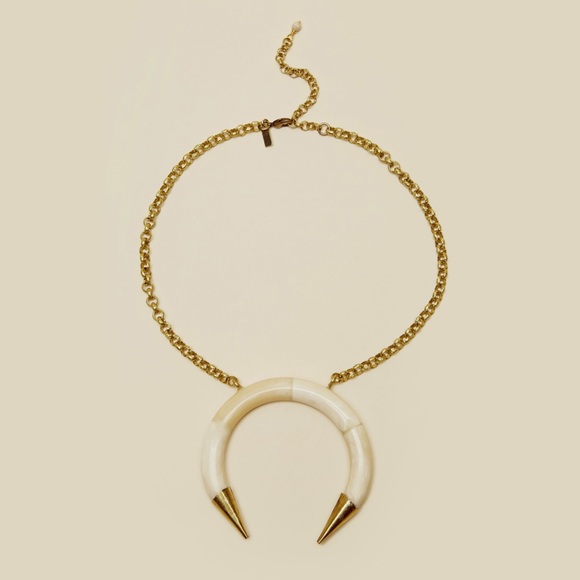 natalie b Jewelry - Natalie B horn choker necklace 😍 spell gypsy